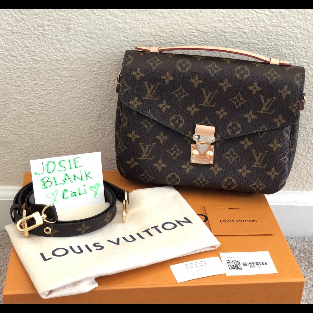 2018 Louis Vuitton Pochette Metis ❌❌SOLD ON FB❌❌